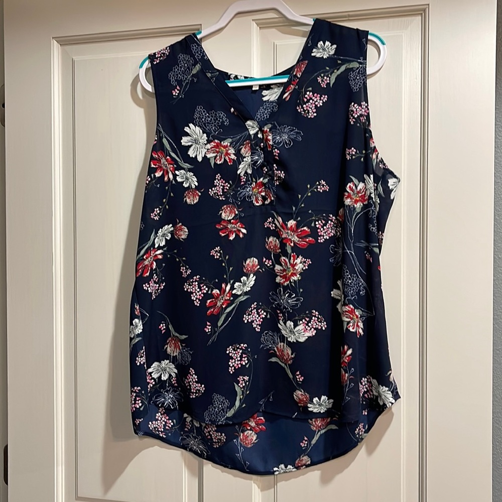 Maurice’s Navy Floral Sleeveless Top